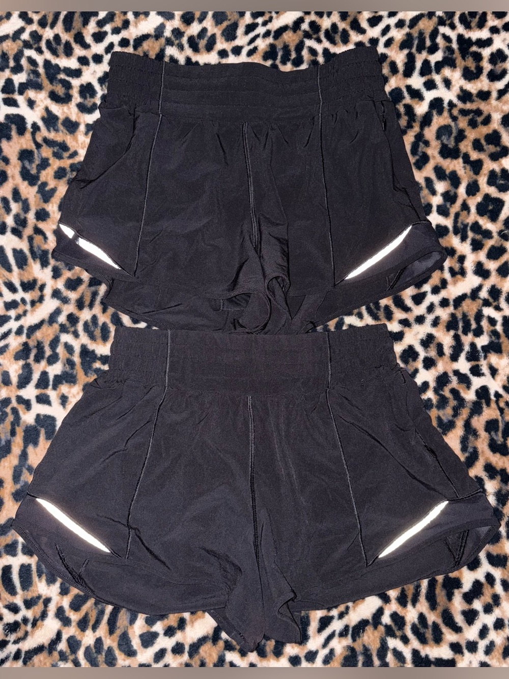 (2) Lululemon Hotty Hot High-Rise Lined Short 4”size 4 Black Athletic Shorts